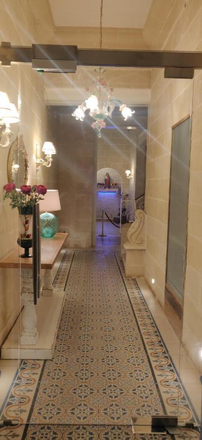 Central 214 Boutique Hotel Hamrun Bagian luar foto